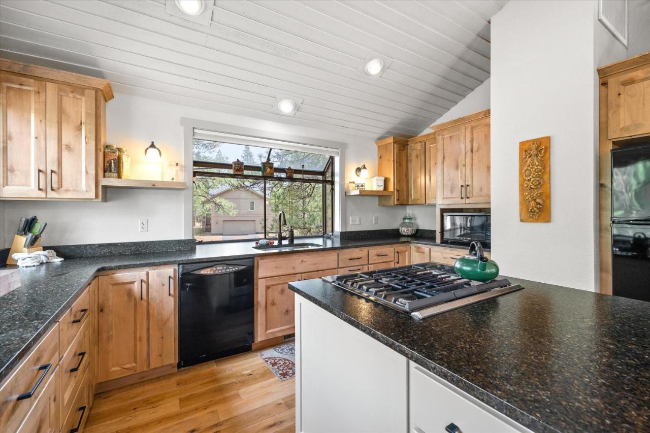 Great Kitchen, Ac, Sharc Access, Hot Tub, Bring Pet! Villa Сънривър Екстериор снимка